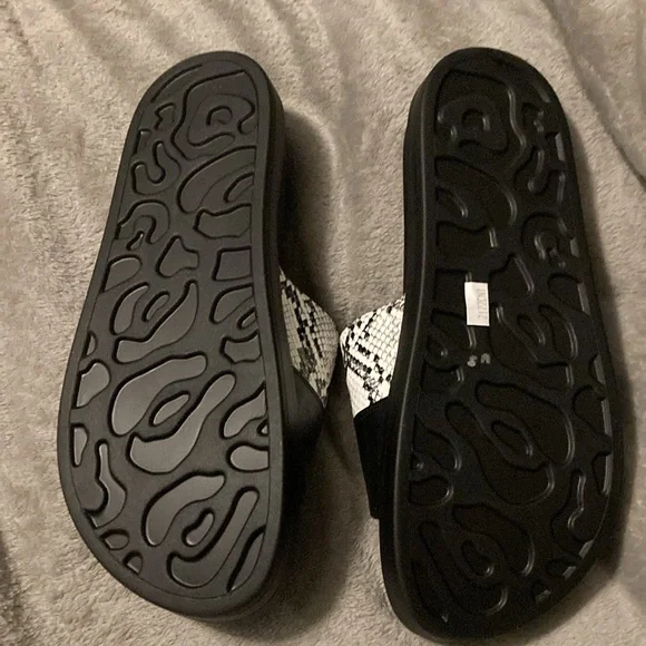 Aerosoles size 7 - Picture 2 of 5